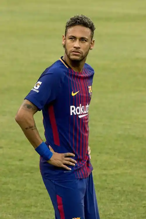 被马刺队频 被马刺队频